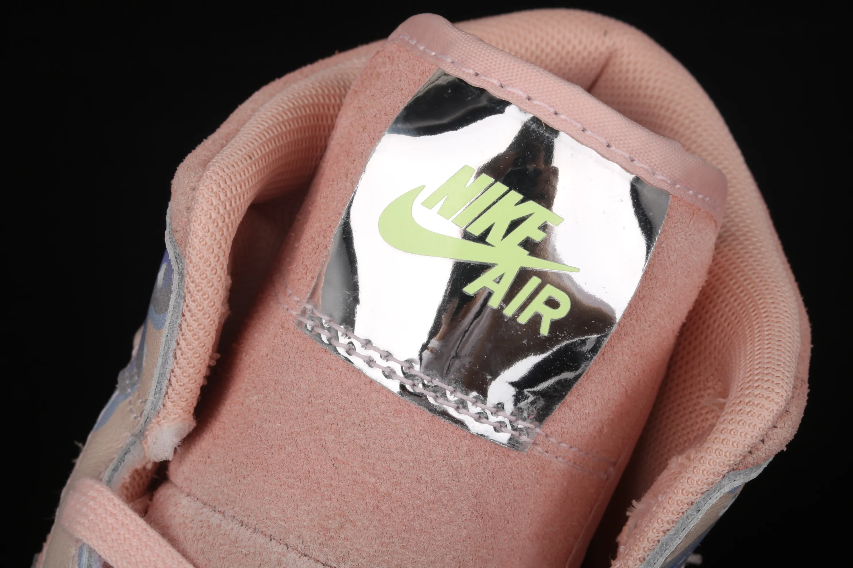 All categories Air Jordan Jordan series basketball shoes Air Jordan 1 Mid Air Jordan 1 Mid AJ1 Joe 1 China silver powder CW6008-600